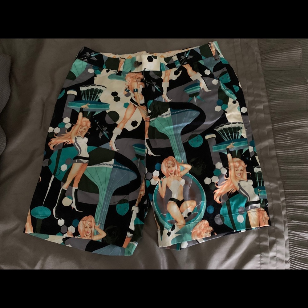 Loudmouth galaxy girls shorts!